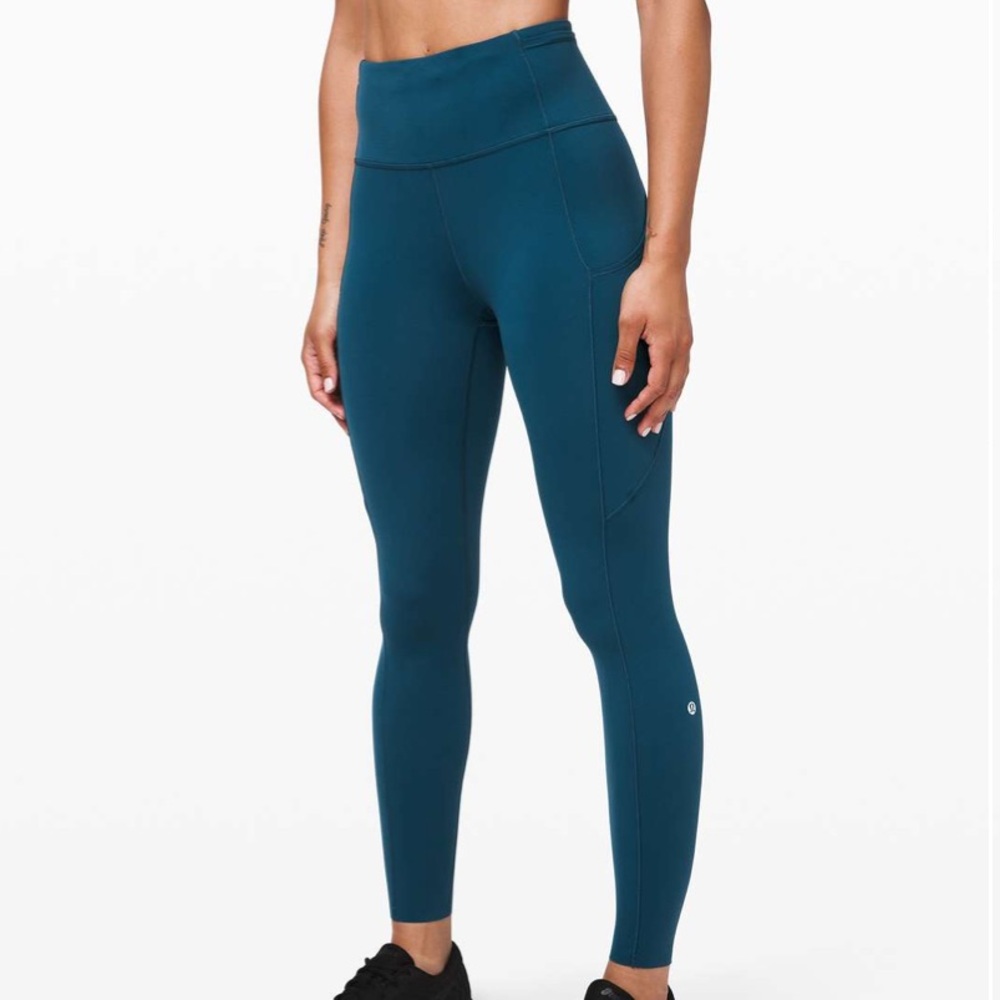 Lululemon Fast and Free Tight II 25” *Non-Reflective Nulux Night Diver Size 2